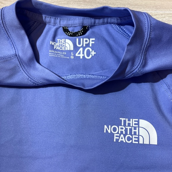 The North Face Amphibious Long-Sleeve Sun Top - Girls' size large - Picture 6 of 8